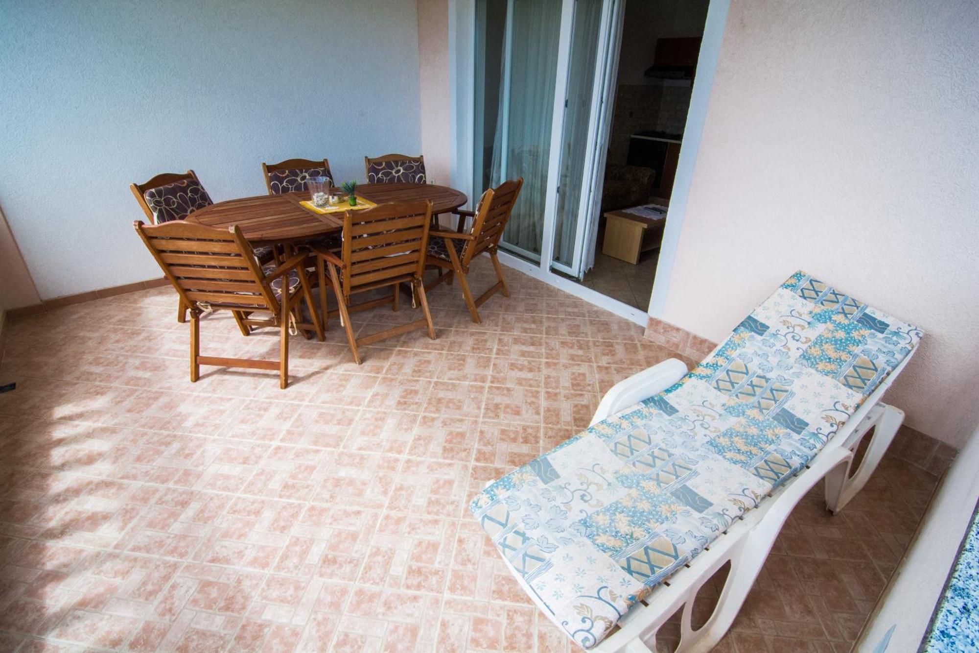 Apartments Ruzica Pinezići Habitación foto